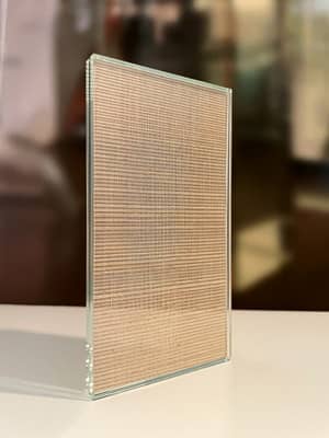 Verres avec insertion de textiles, pour la maison, les hôtels, les bureaux